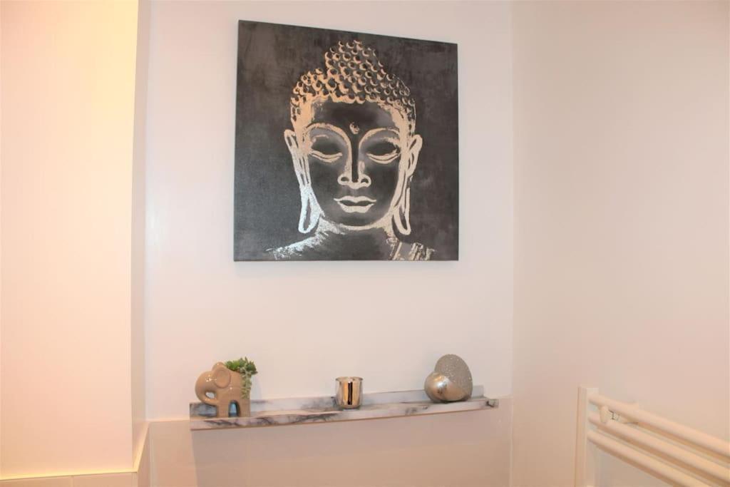 Lovely Modern Apartment Close To Town Centre Lexden Ngoại thất bức ảnh